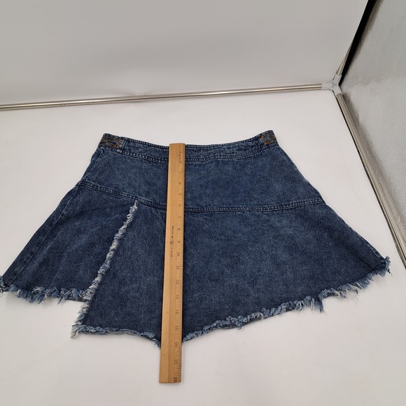 Generation K Denim Jean Y2K Raw Hem Mini Asymmetric Hem Skirt 10 - Picture 9 of 9